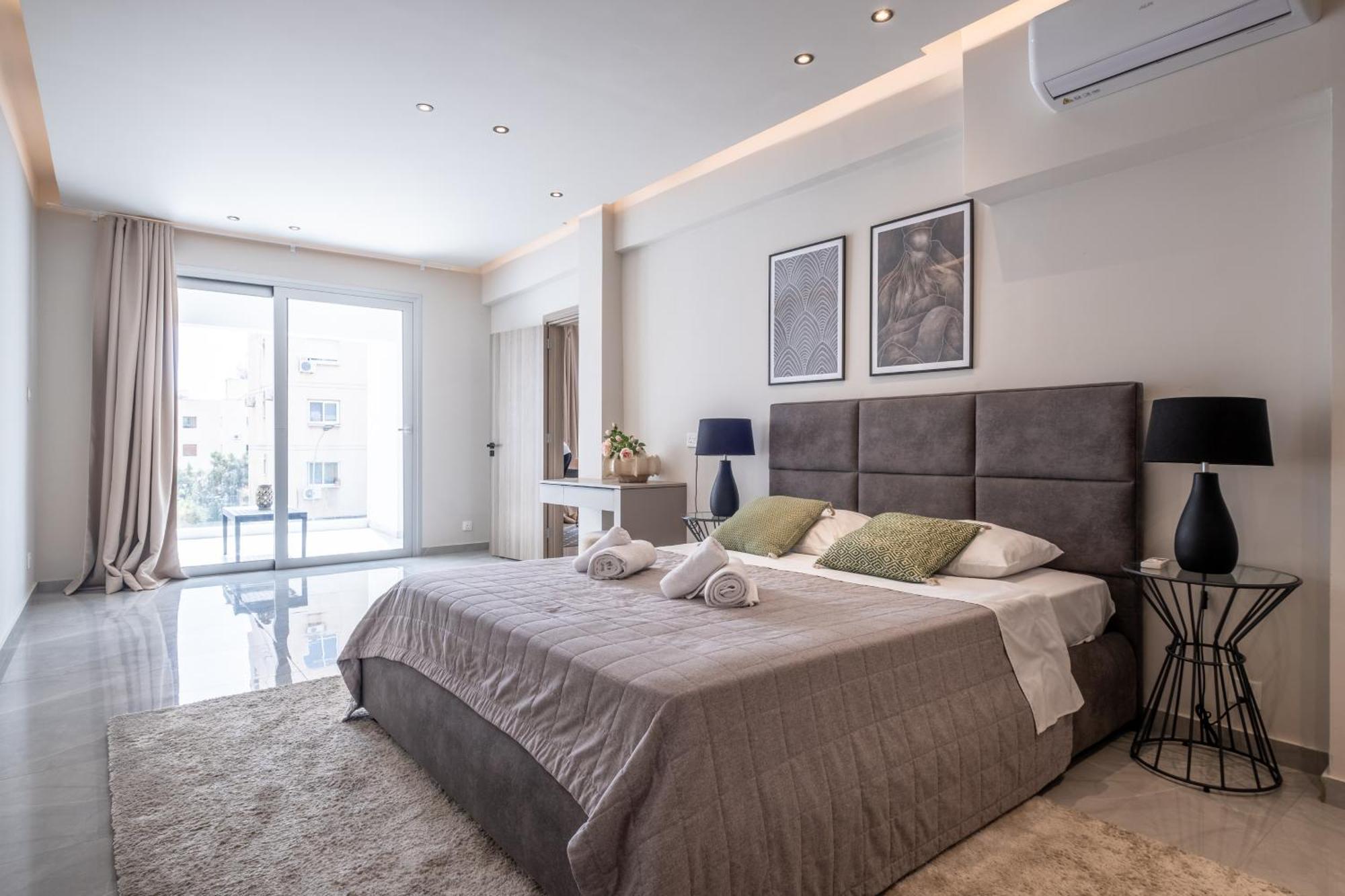 Georgiana Suites Larnaca Extérieur photo