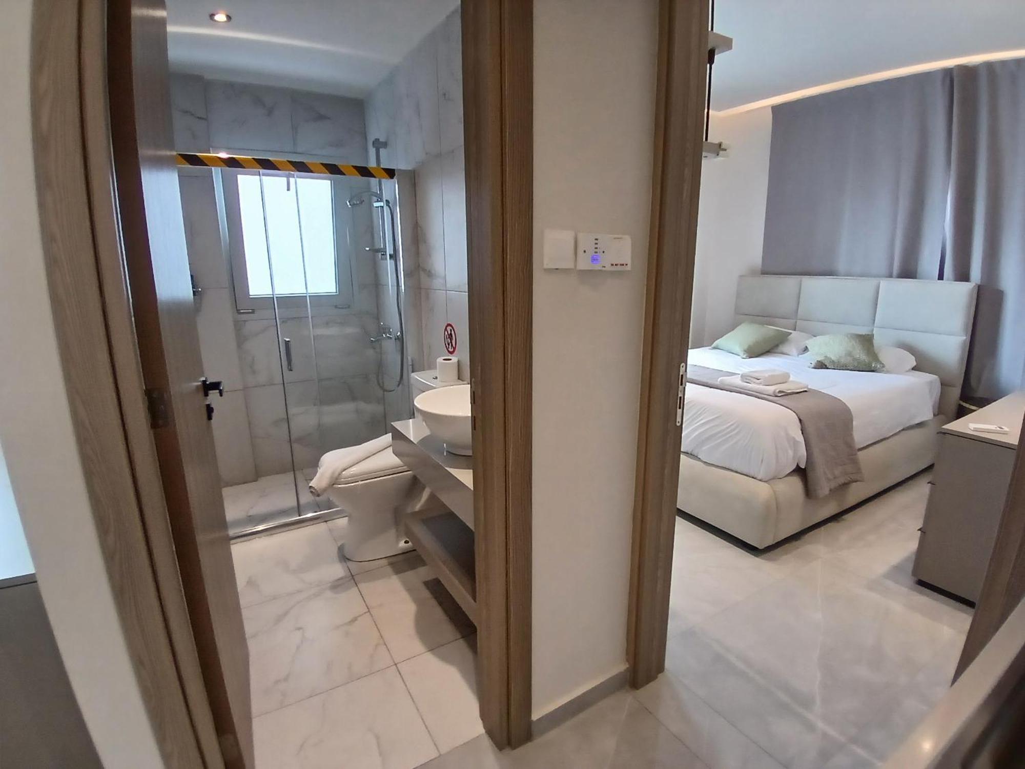 Georgiana Suites Larnaca Chambre photo