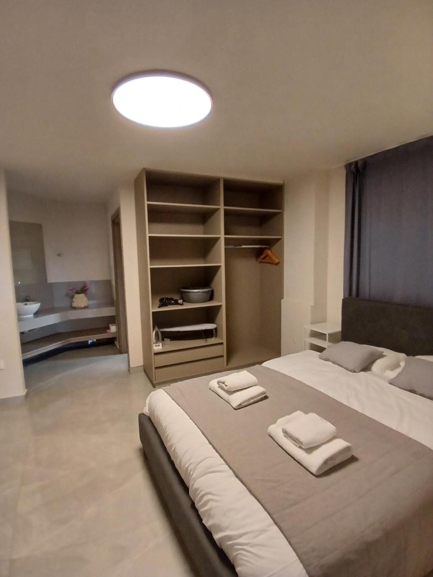 Georgiana Suites Larnaca Chambre photo