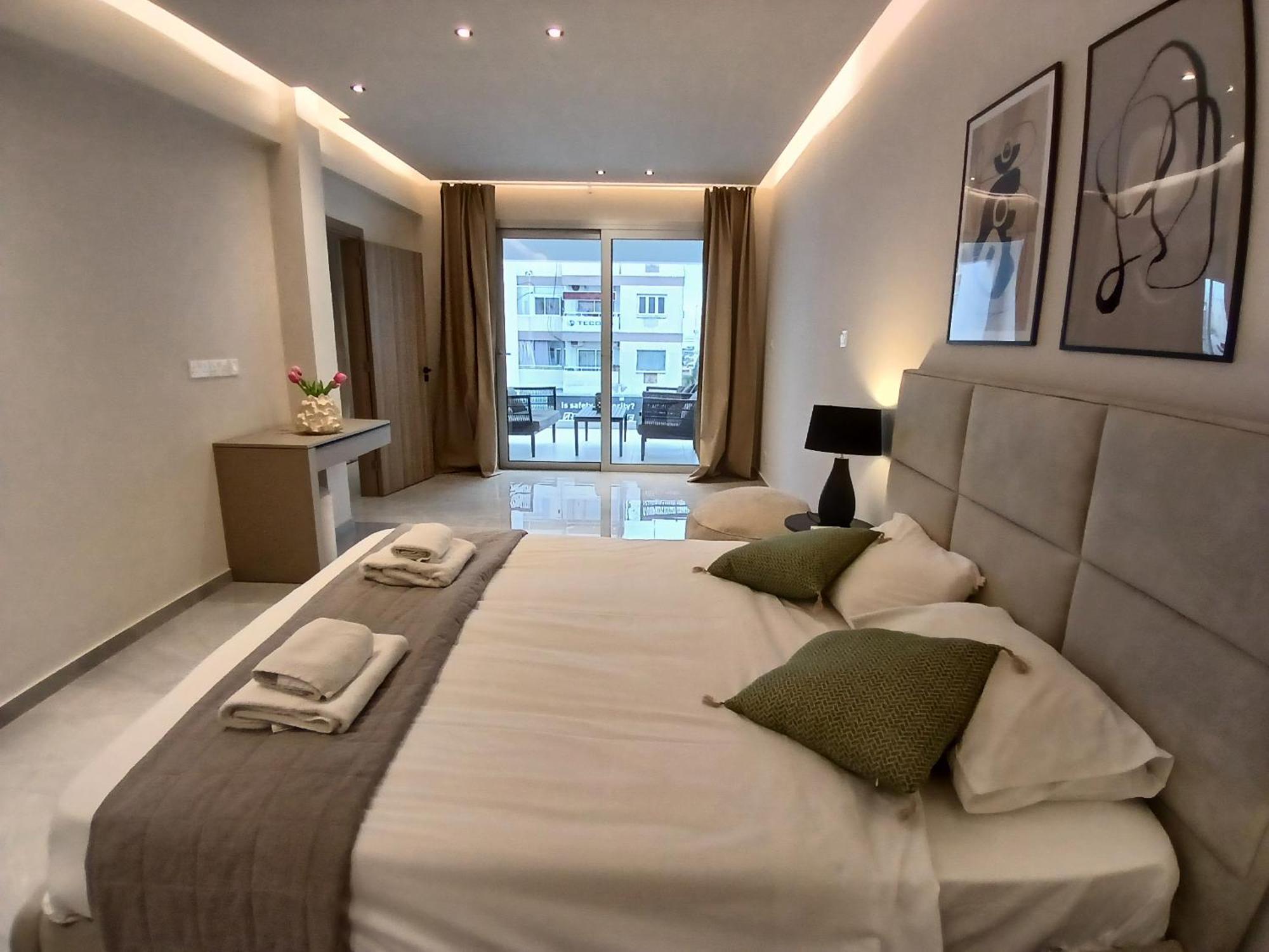 Georgiana Suites Larnaca Chambre photo