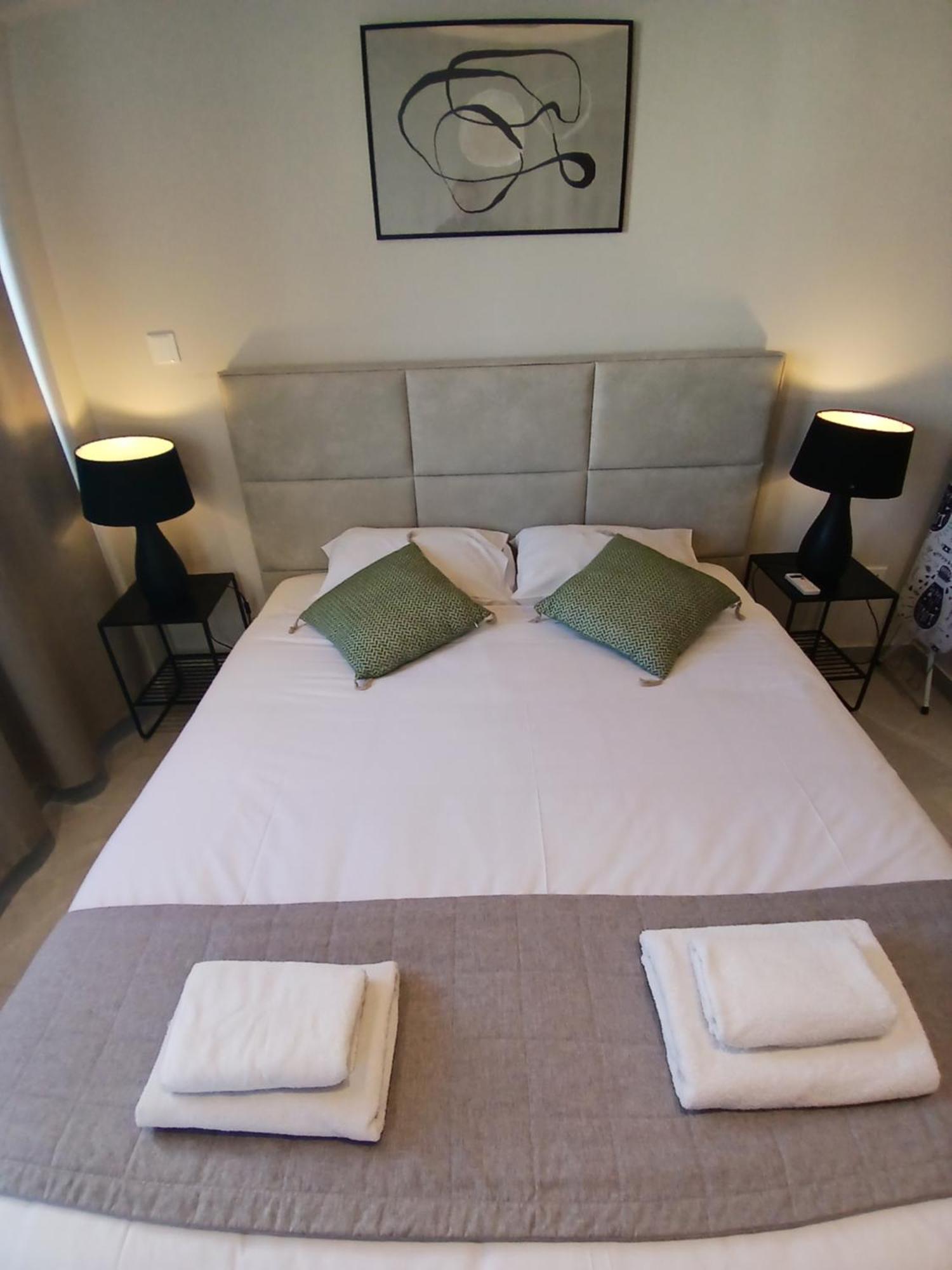 Georgiana Suites Larnaca Chambre photo