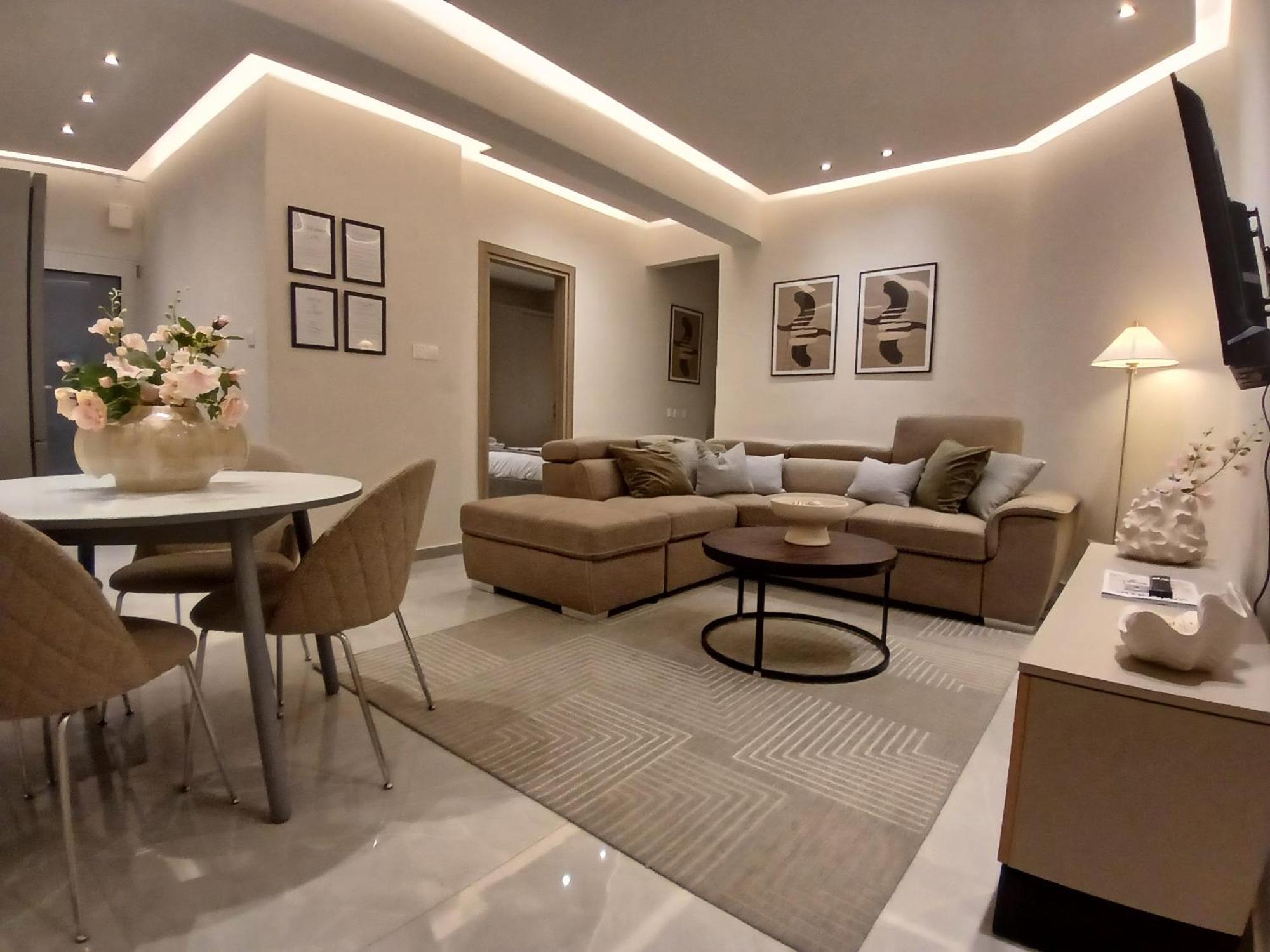Georgiana Suites Larnaca Chambre photo